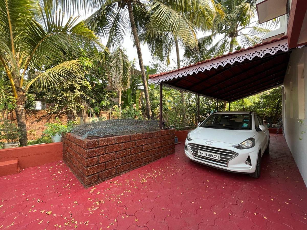 Gayatri Homestay Ratnagiri Bagian luar foto