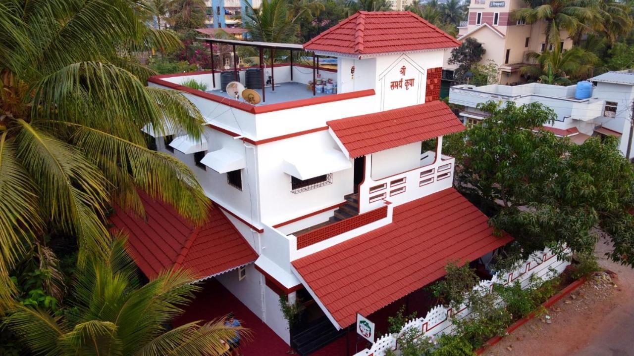 Gayatri Homestay Ratnagiri Bagian luar foto